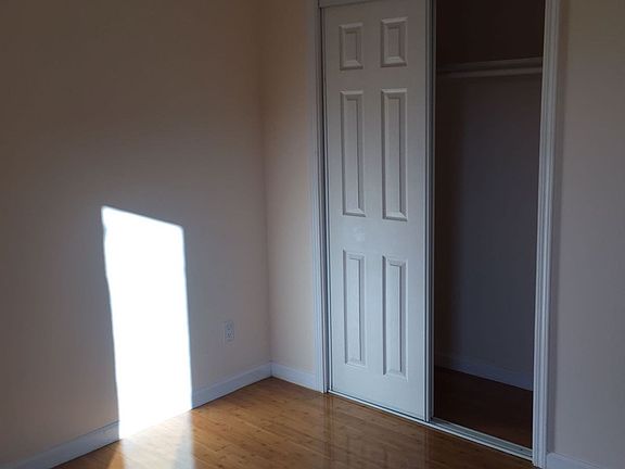 3rd image of 2233 Santiago St