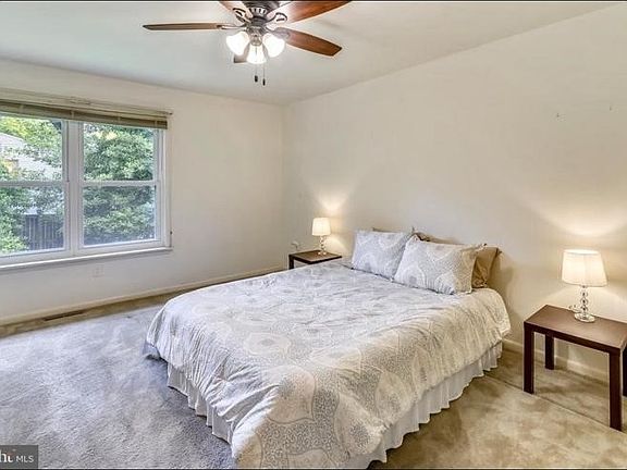 5th image of 1034 Timber Creek Dr