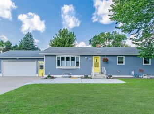 205 Prairie Ave NE, Staples, MN 56479