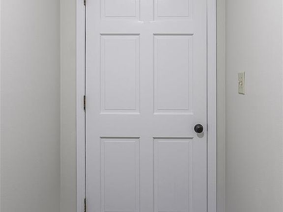 5th image of 171 Carabell Dr SE