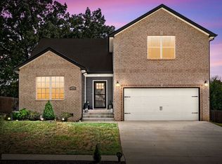 2365 Colston Dr, Clarksville, TN 37042