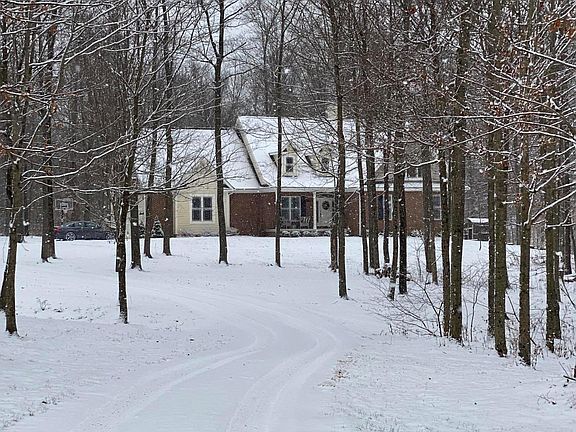3rd image of 111 Liberty Woods Ct NW