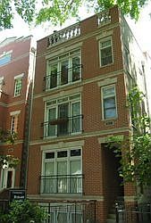 1st image of 2633 N Wilton Ave #3