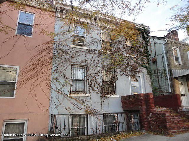 1st image of 390 Saint Marks Pl