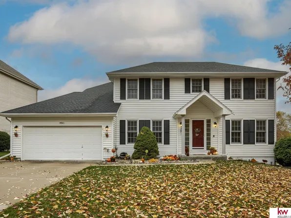 9941 Idora St, La Vista, NE 68128