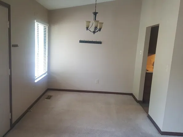 765 E Pea Ridge Rd, Huntington, WV 25705