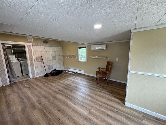4th image of 23379 Riptide Dr