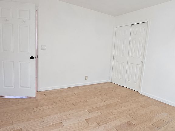 5th image of 225 N 34th St