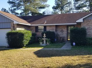 715 W Magnolia Ave, Foley, AL 36535