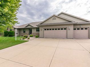4311 Ridgeview Ln, Wisconsin Rapids, WI 54494