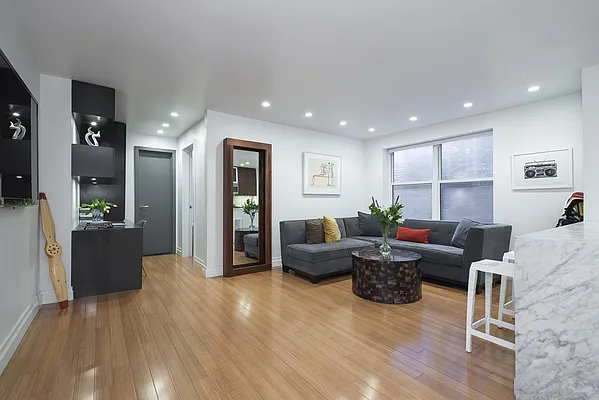 Sold by Sherwood Residential | media 11