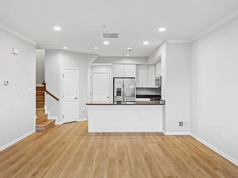 9208 Landon House Way — Photo 3