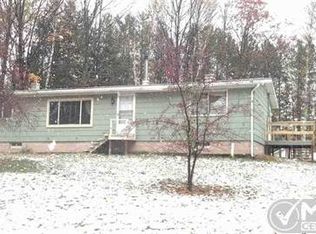 665 Dahlstrom Rd, Gwinn, MI 49841