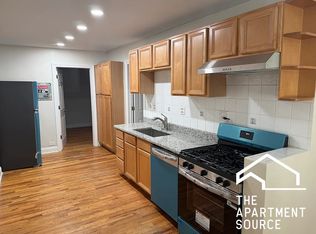 1017 N La Salle Dr #1, Chicago, IL 60610