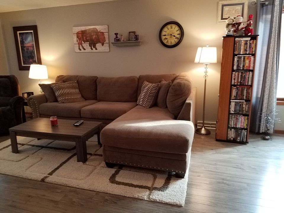 2nd image of 617 Oak Ave N