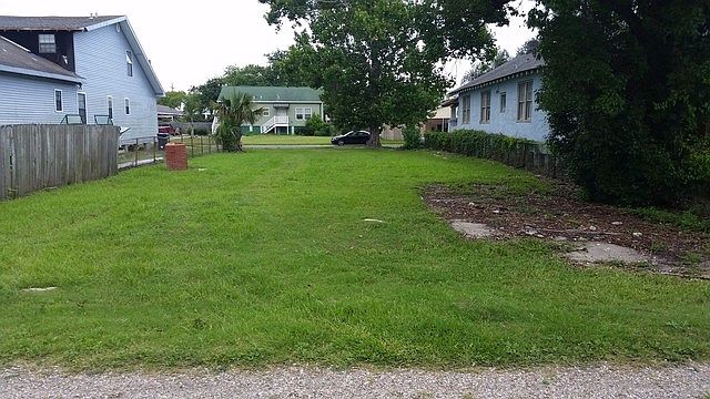2nd image of 5571 Milne Blvd