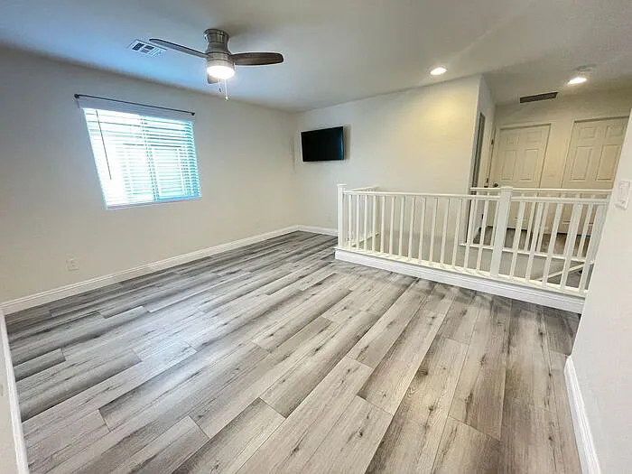 3 bed, 2.5 bath, 1796 sqft, $2,685 — Photo 4