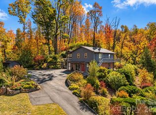 854 Ox Creek Crest Ln, Weaverville, NC 28787