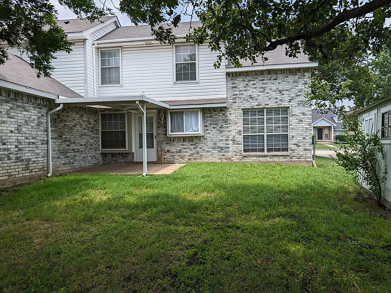 5232 Goodman Dr — Photo 29