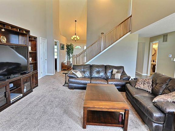 2nd image of 3331 Whirlaway Ct