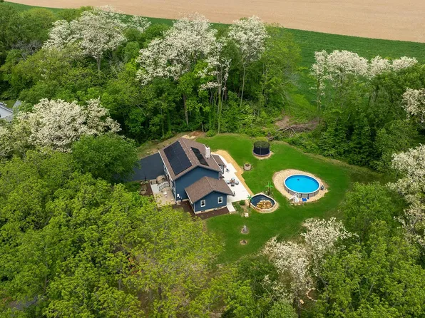 293 S Briar Ct, Oregon, IL 61061