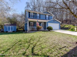 130 Hardwick Ln, Lenoir City, TN 37771
