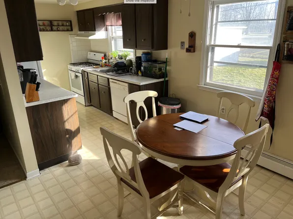 45 Sunshine Dr, Buffalo, NY 14228