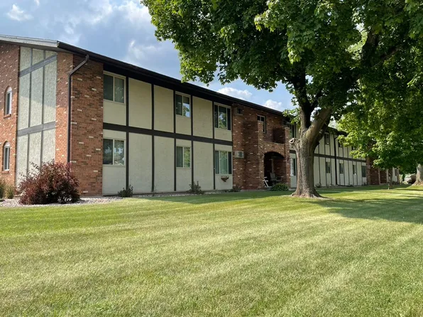 Birchwood Apartments, 234 S National Ave #11, Fond Du Lac, WI 54935