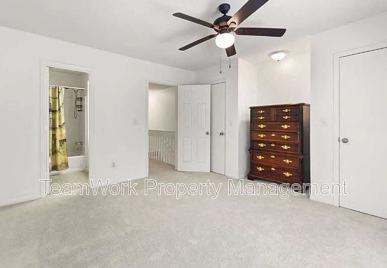 1161 Shadow Lake Cir #E — Photo 24