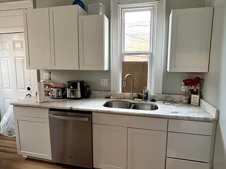 28 W Maynard Ave — Photo 4