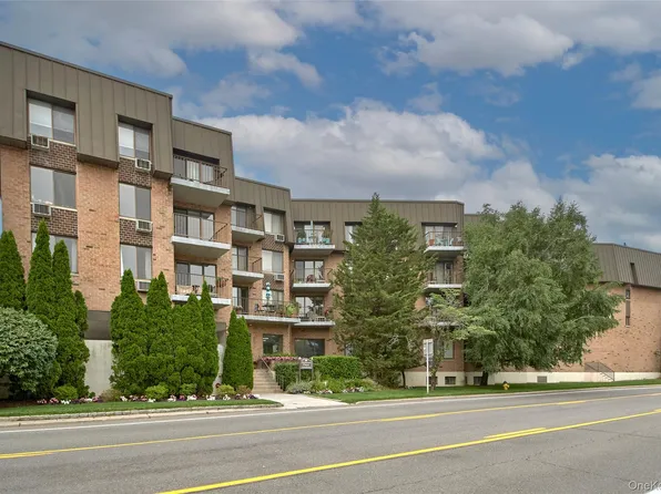 560 Halstead Avenue #2-R, Harrison, NY 10528