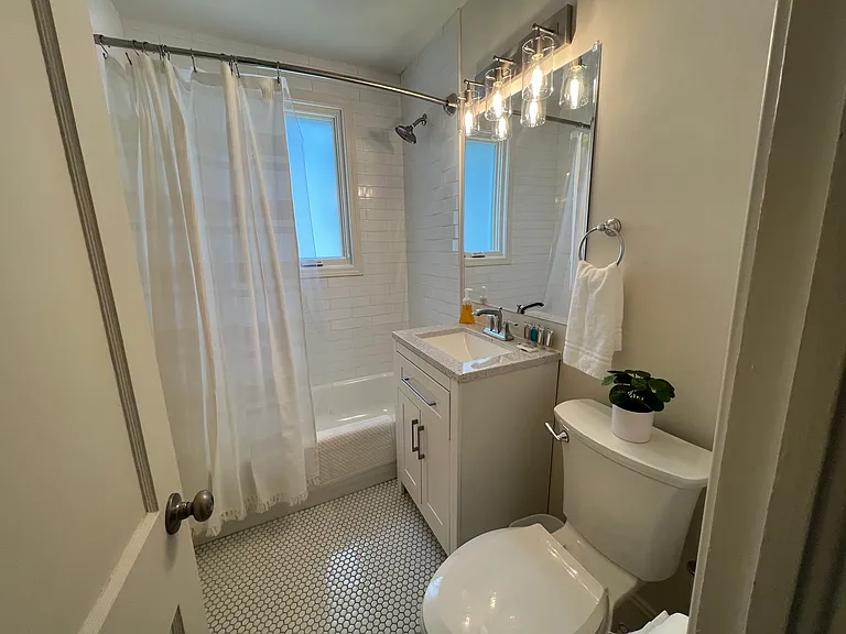 3002 Cook St — Photo 11