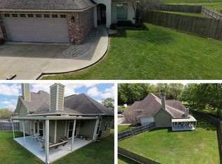 103 Braxton Dr, Youngsville, LA 70592
