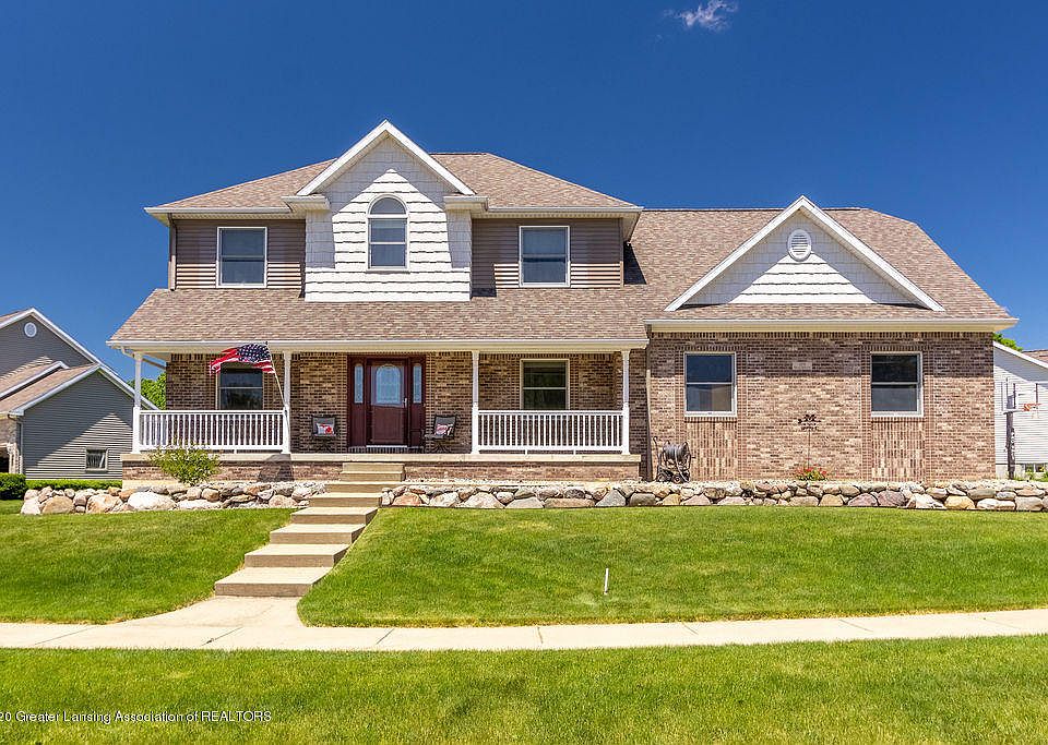1st image of 1579 Royal Crescent Dr