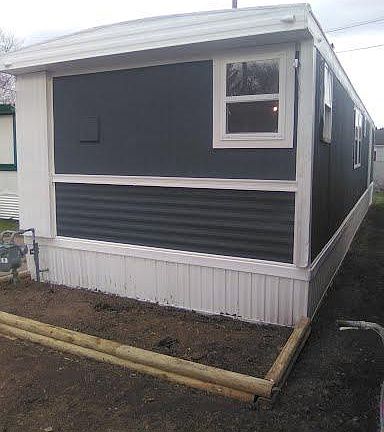 5th image of 907 Tiffin St