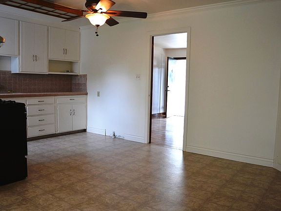 4th image of 705 W Malone St