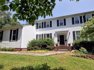 1164 Hunters Hollow Rd, Goode, VA 24556
