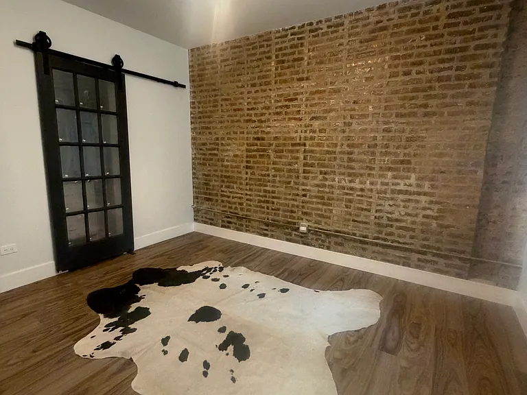 700 E 90th St #1F — Photo 16