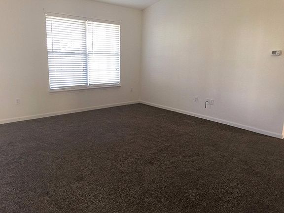 3rd image of 1070 Arlington Ave