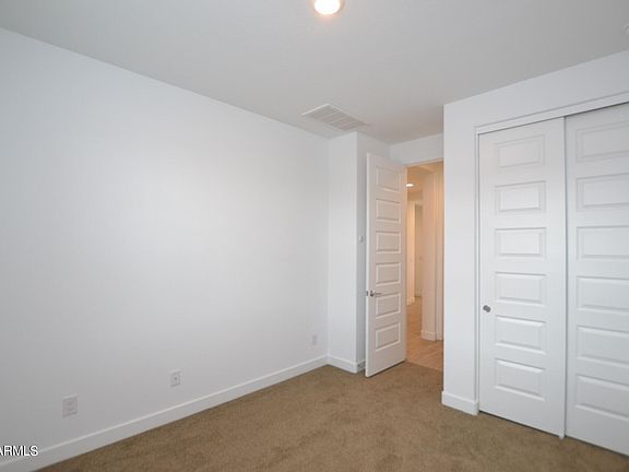 4th image of 1212 E GLASS Lane