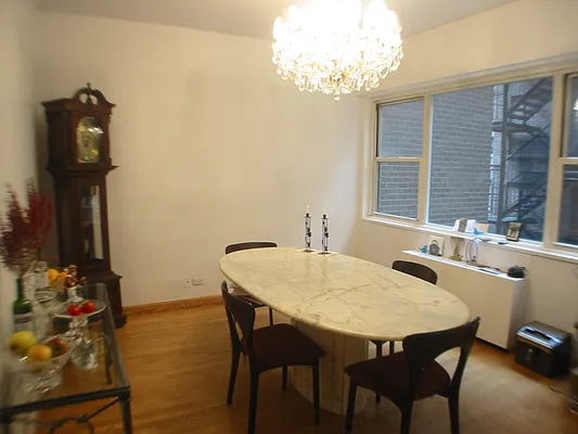 Sold by REGII | media 3