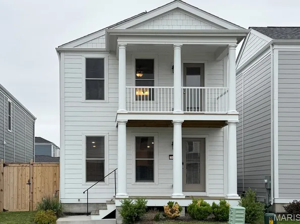 5073 Barter St, Saint Charles, MO 63301