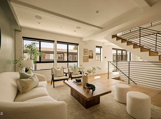643 1/2 N Hayworth Ave, Los Angeles, CA 90048