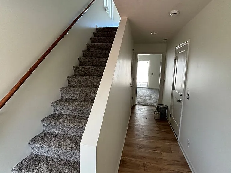 3234 9th Ave — Photo 3