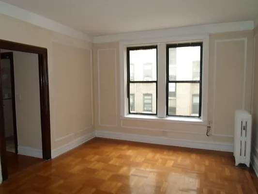 Sold by Manhattan Network Inc. | media 5