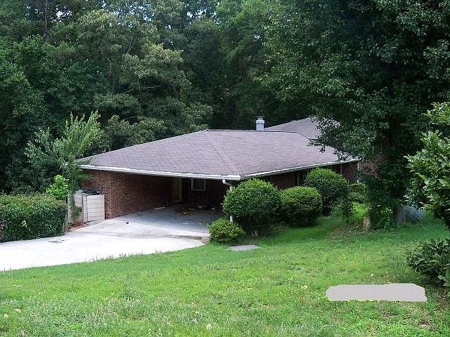 2nd image of 4114 Spring Meadow Rd