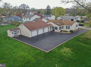 320 Ridge Ave, Spring City, PA 19475