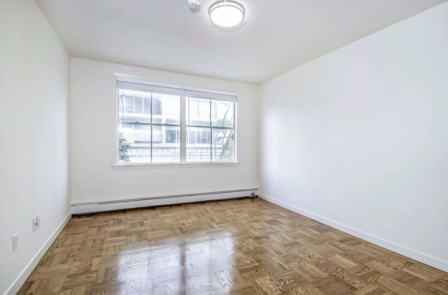 1 bed, $4,995 — Photo 4