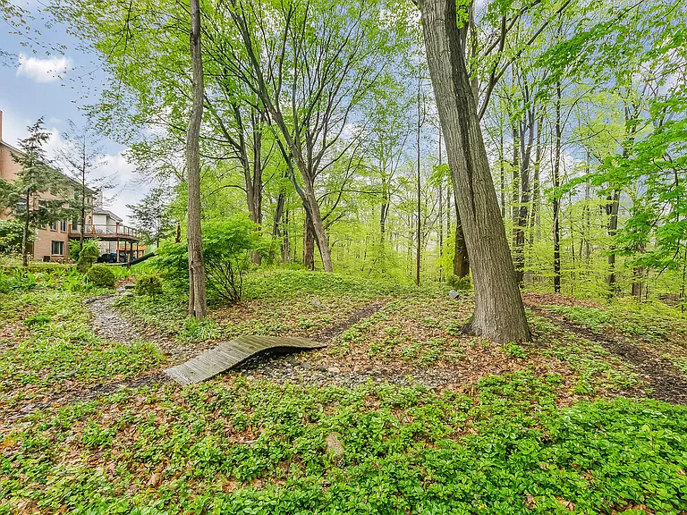 16646 Brooklane Blvd — Photo 58