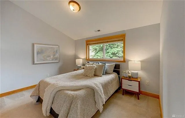 8515 Stone Ave N #B — Photo 9